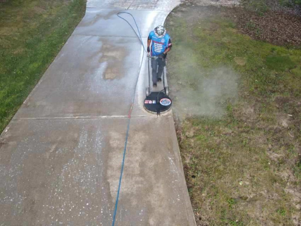 Driveway Cleaning in Conyers, GA